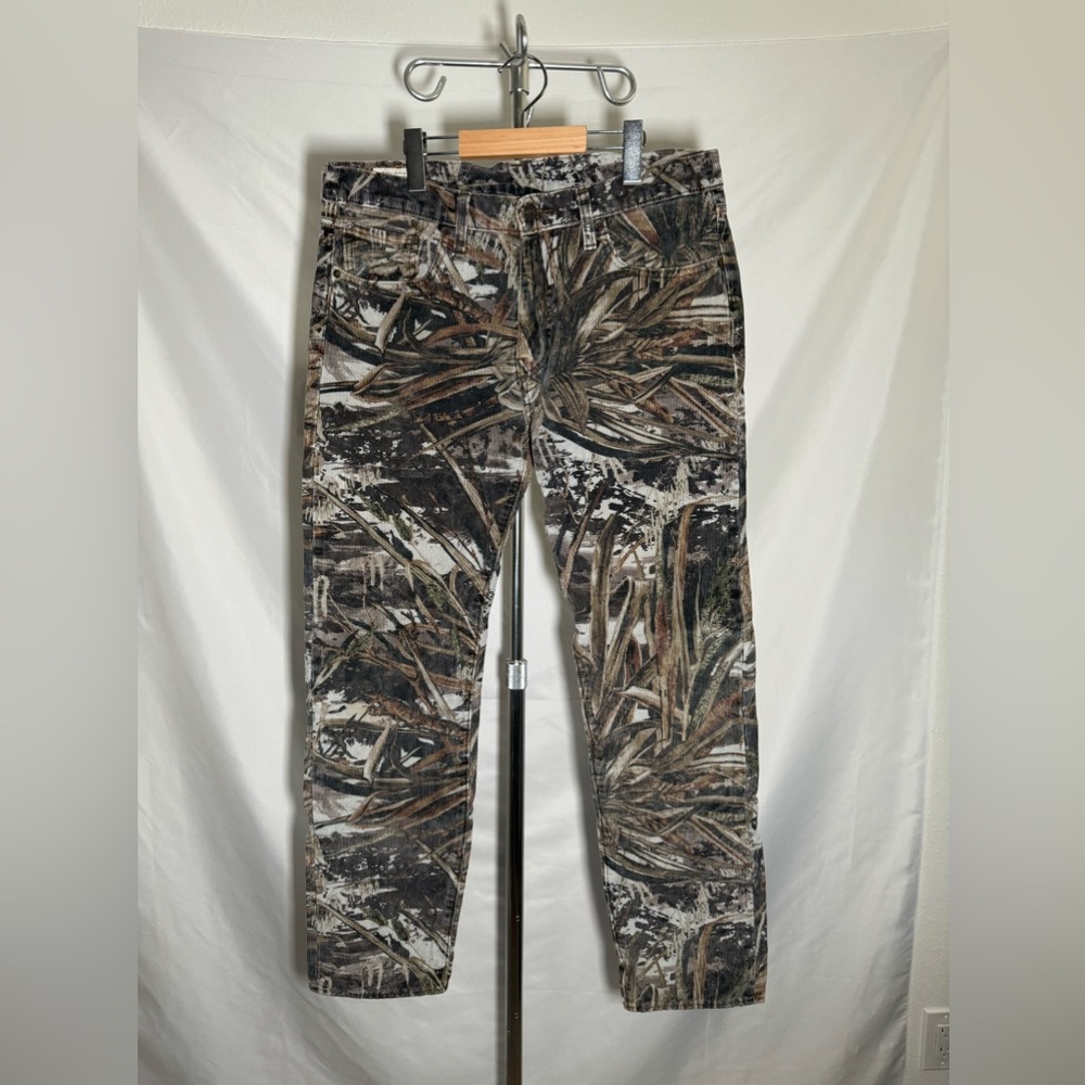 Levi’s Premium 502 Corduroy True Tree Camouflage Pants
